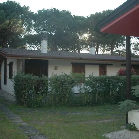 بيت للعطل Lignano Pineta 200 M Dal Mare لينانو سابيادورو
